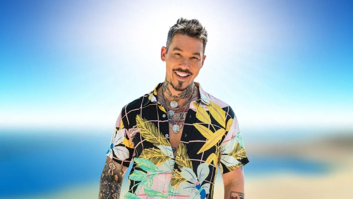 Is David Bromstad Married? Know Here